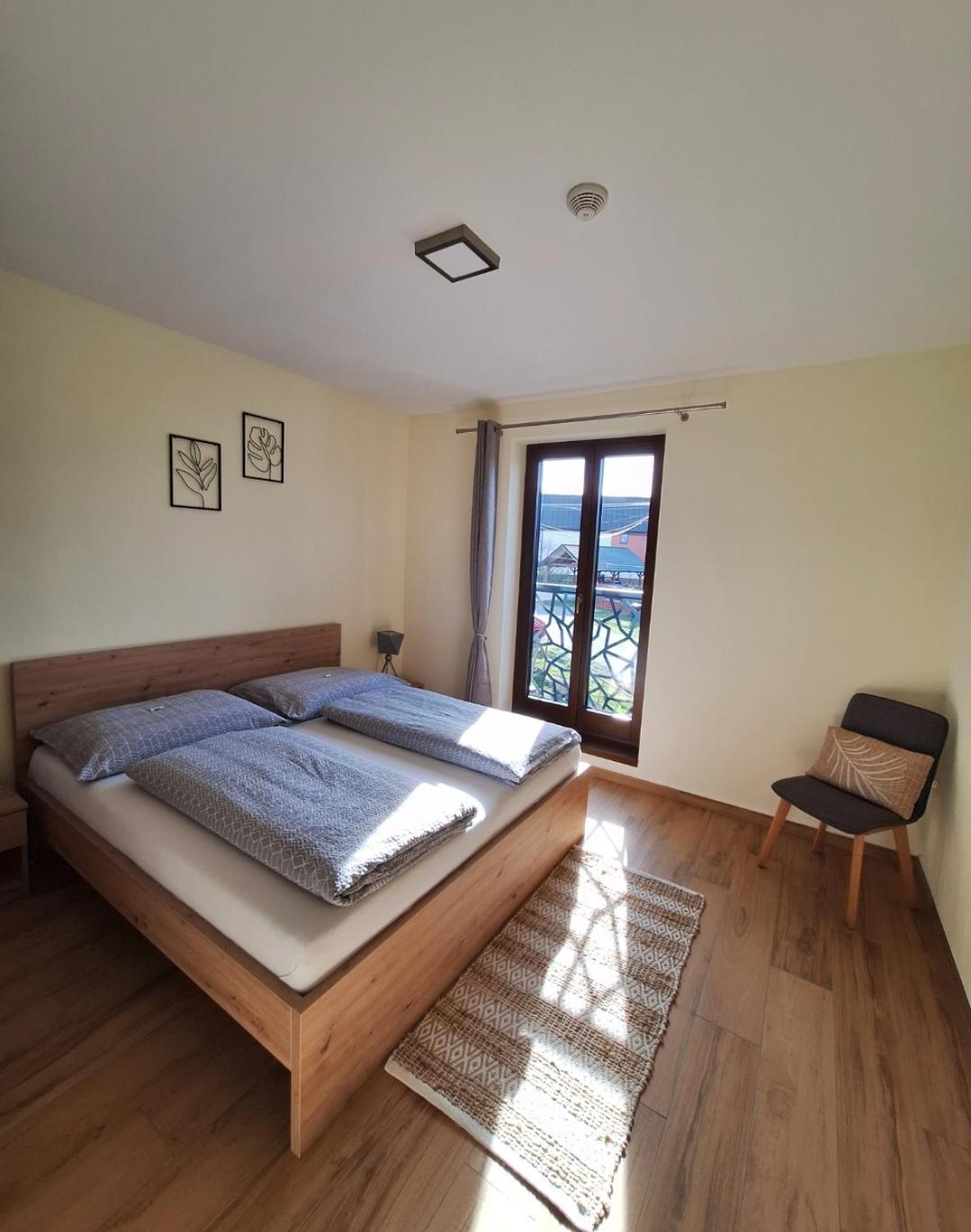 ורבוב Apartmany Zaky מראה חיצוני תמונה